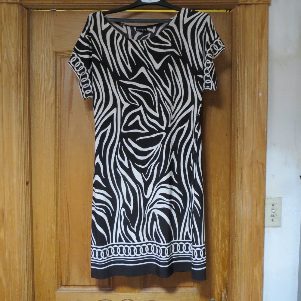 En Focus Studio abstract dress